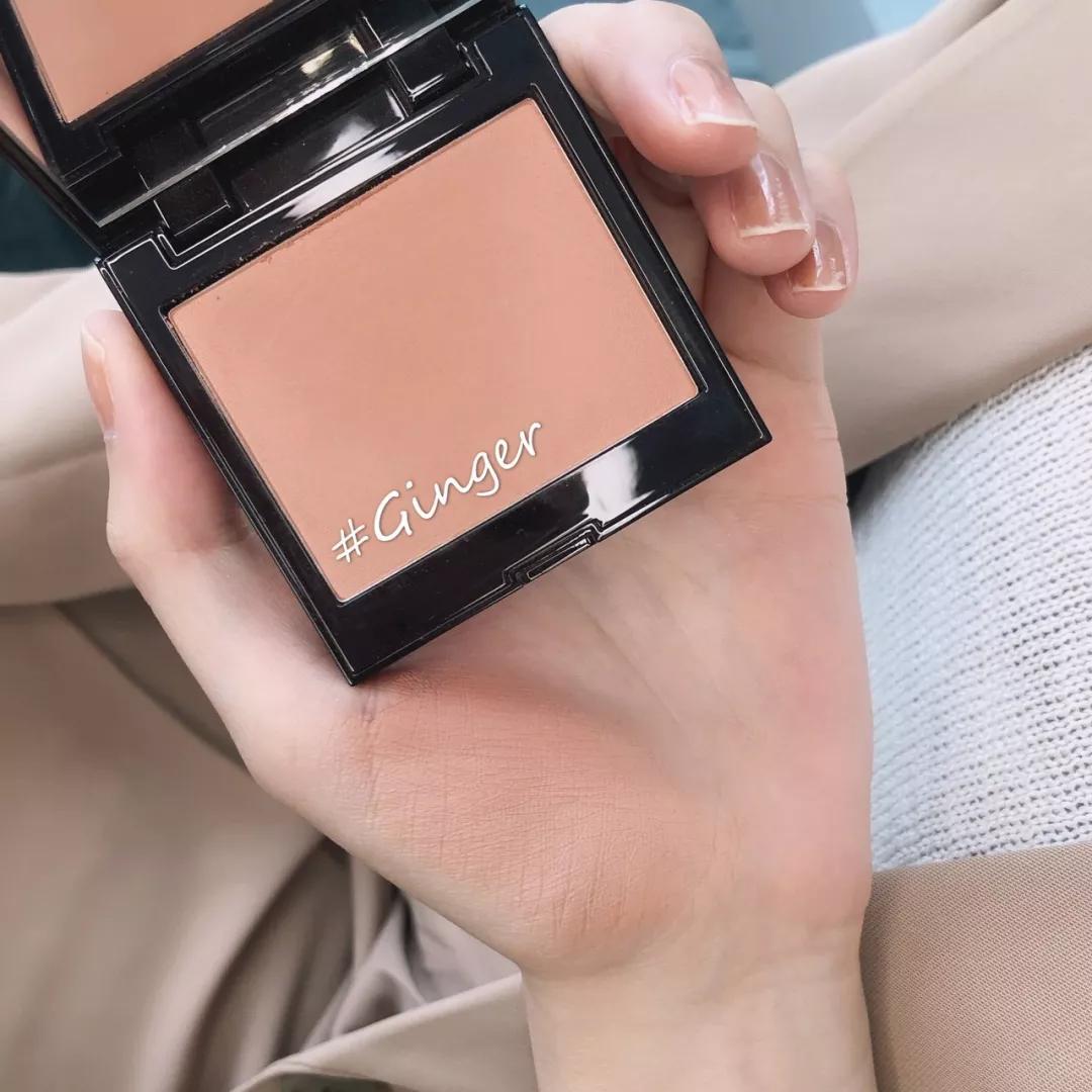 比豆沙色红一点的什么色号,比豆沙色还浅的颜色