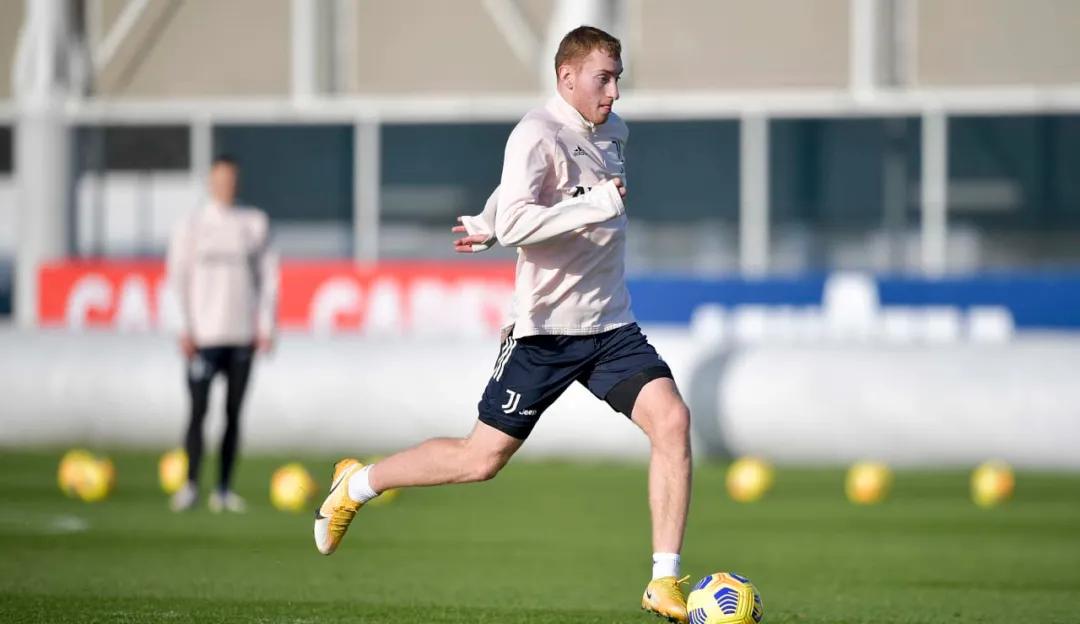 巴萨阿图尔受伤,阿图尔为什么缺阵