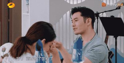 中餐厅黄晓明和苏大强,中餐厅赵薇和黄晓明区别