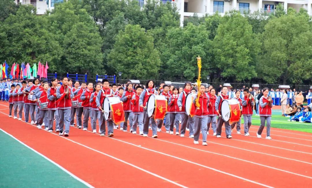 宜昌中小学运动会开幕式入场表演,宜昌长江初中运动会