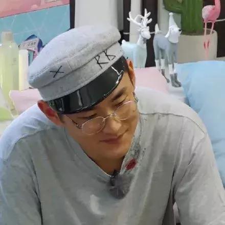 巩俐周冬雨同场视频,周冬雨巩俐同款