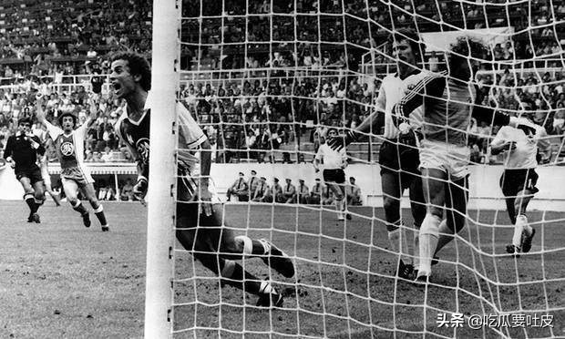 世界杯小历史，1982年世界杯第二小组，德国足球的污点与耻辱？