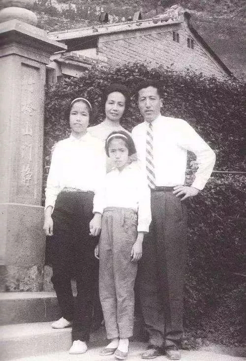 归国执教40年，她分文不取，捐款3568万，自己却粗茶淡饭甘守清贫