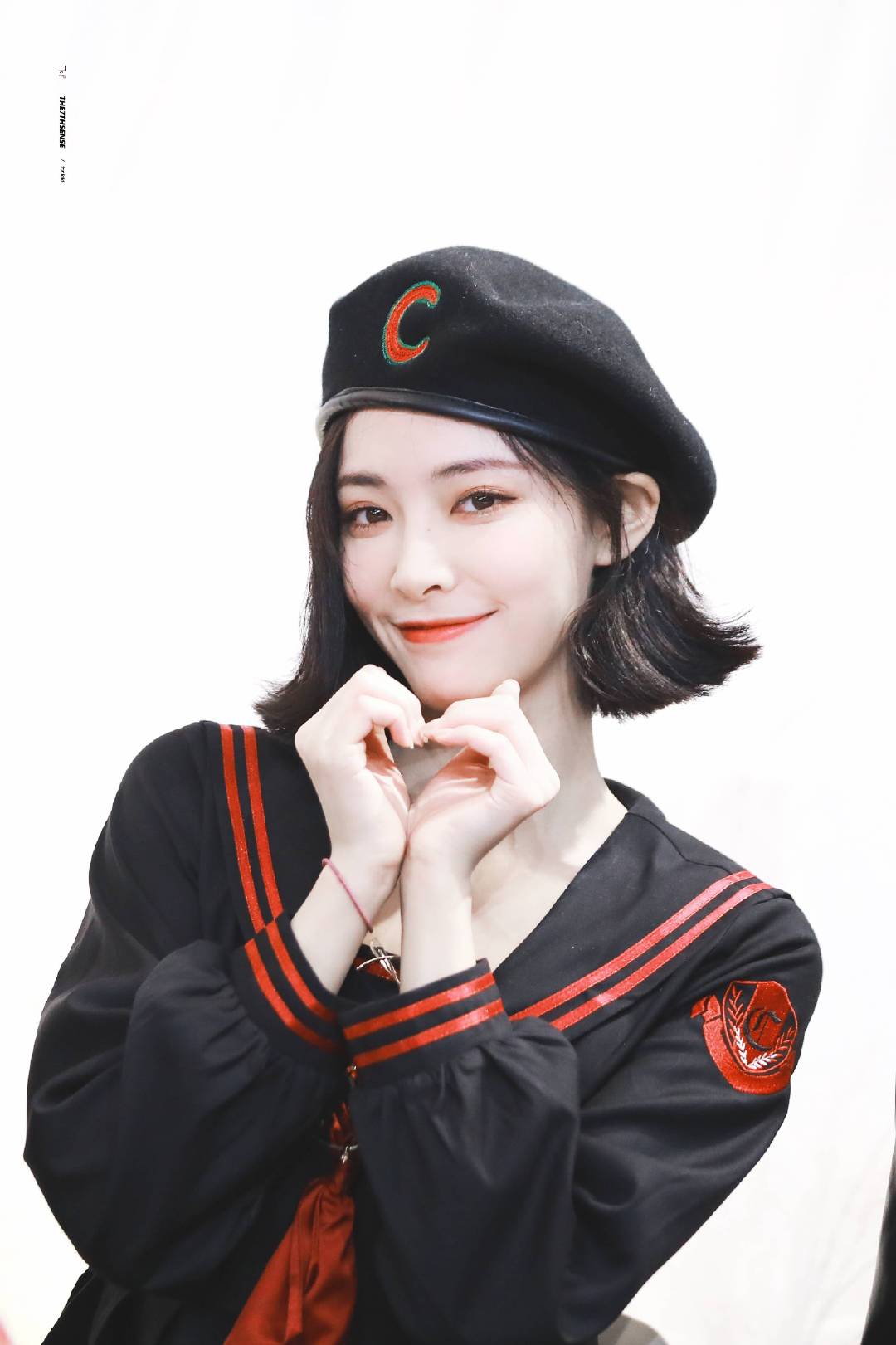 八角帽和贝雷帽有什么区别,比较浅的贝雷帽的正确戴法