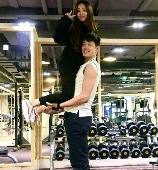 刘纯燕王宁爱情,王宁刘纯燕三十年