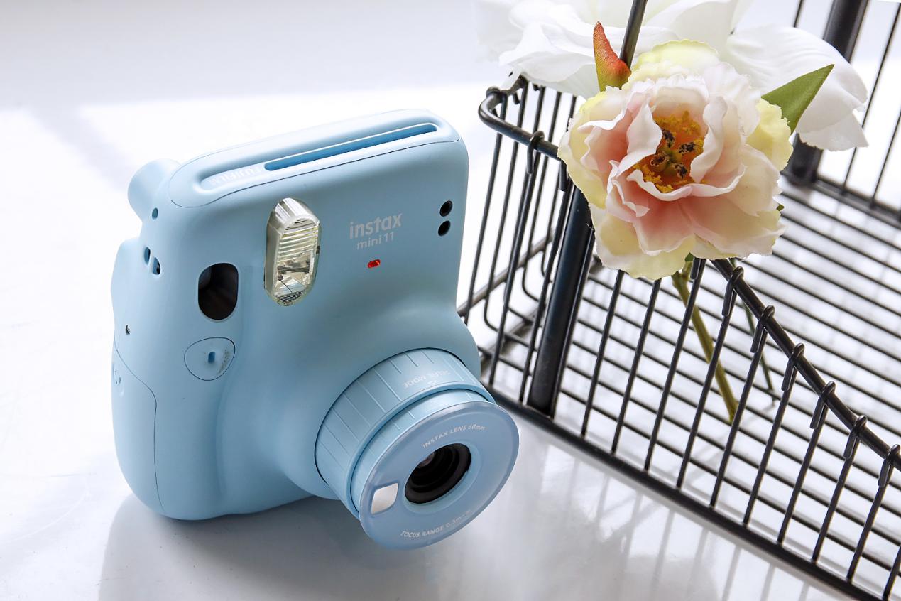 instaxmini11怎么用,富士instax立拍立得mini11冰晶白