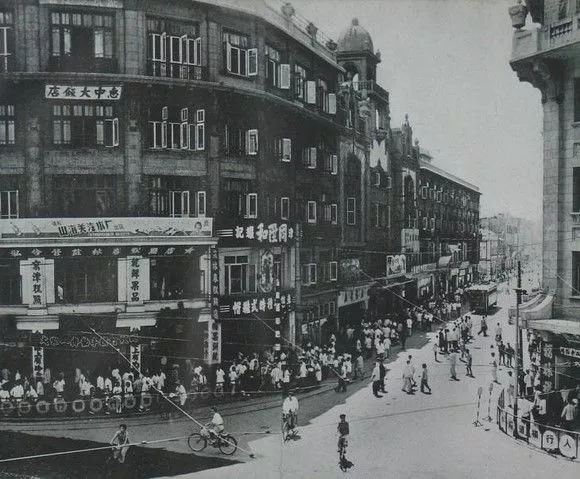 天津卫津路老照片,1998年天津卫津路街景