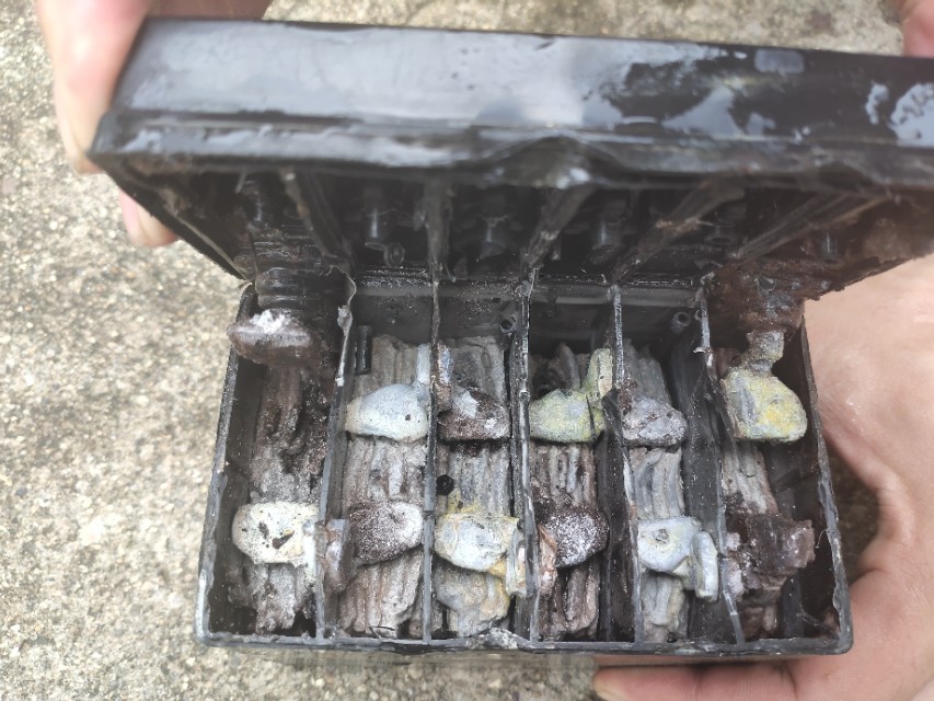 汽车电瓶存不住电的解决方法,12v电瓶存不住电怎么修复