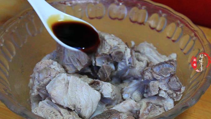 这才是正宗的红烧排骨,这才是正宗蒜香排骨