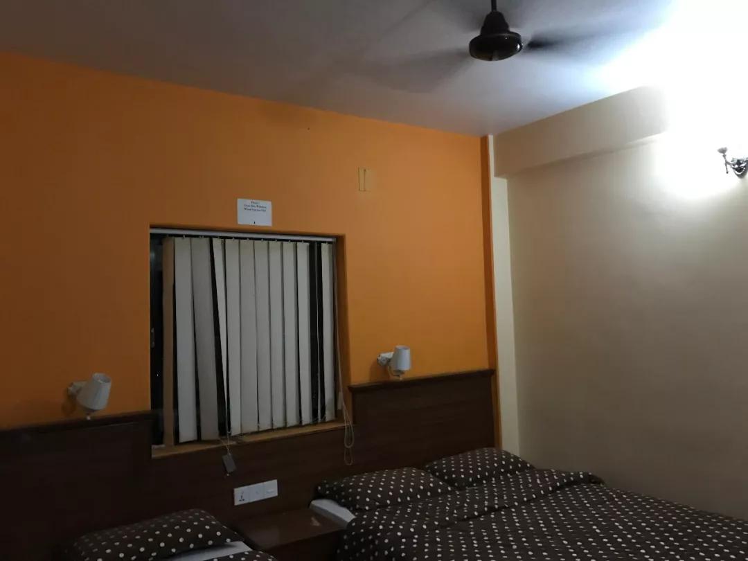 *局骗**和微笑，3000元带你体验双面尼泊尔