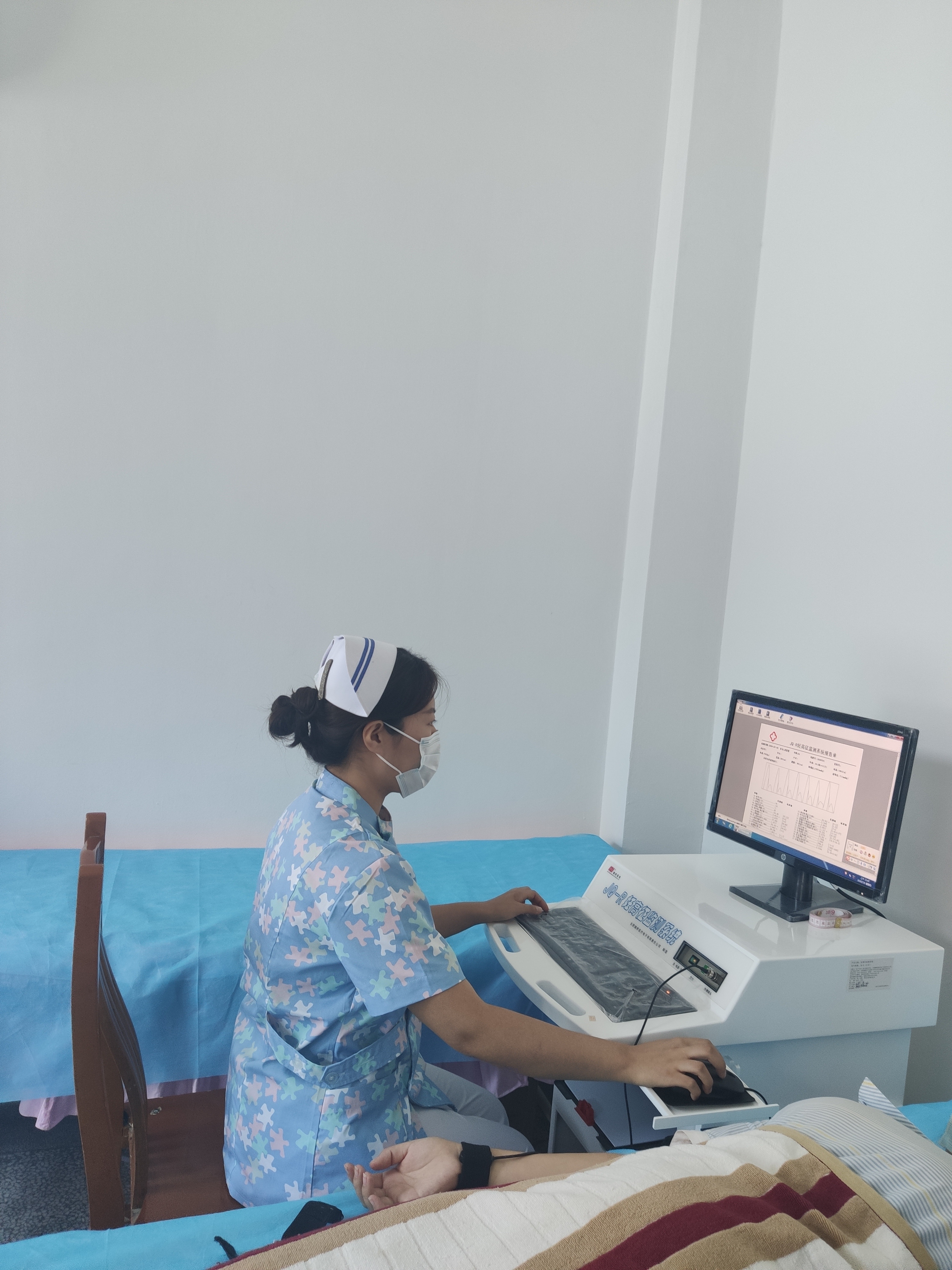 咸阳市妇幼保健院孕产保健护士长涂婧:孕产妇护理是个“良心活”