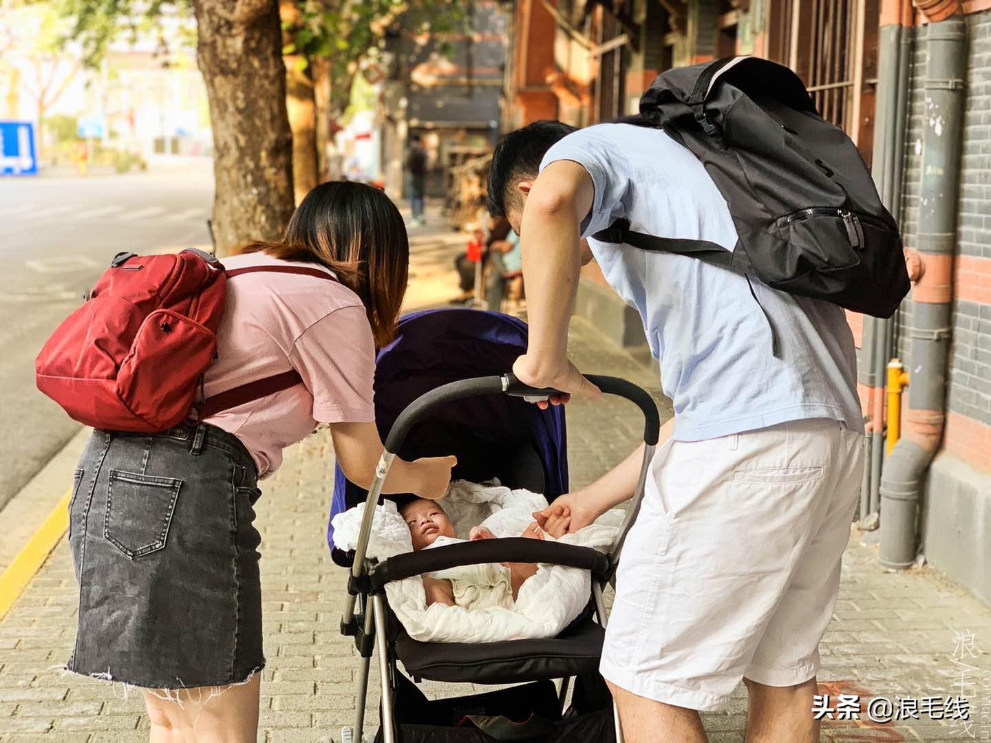 云南俩夫妻入住酒店,夫妻云南旅游民宿