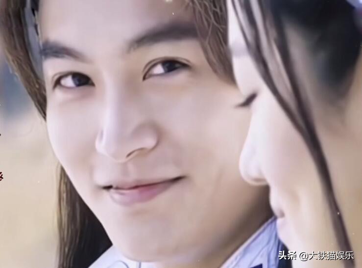 8位桃花眼男明星,最迷人的六位帅哥