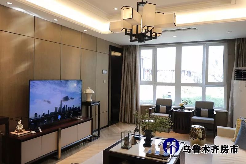 一奇聊房：领地·蘭台府！万元左右的改善型住房，优势在哪里？