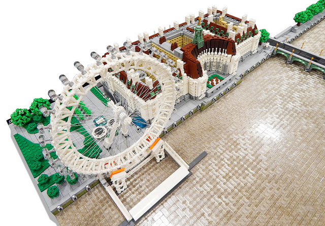 乐高带你走进侏罗纪的世界,乐高伦敦巴士