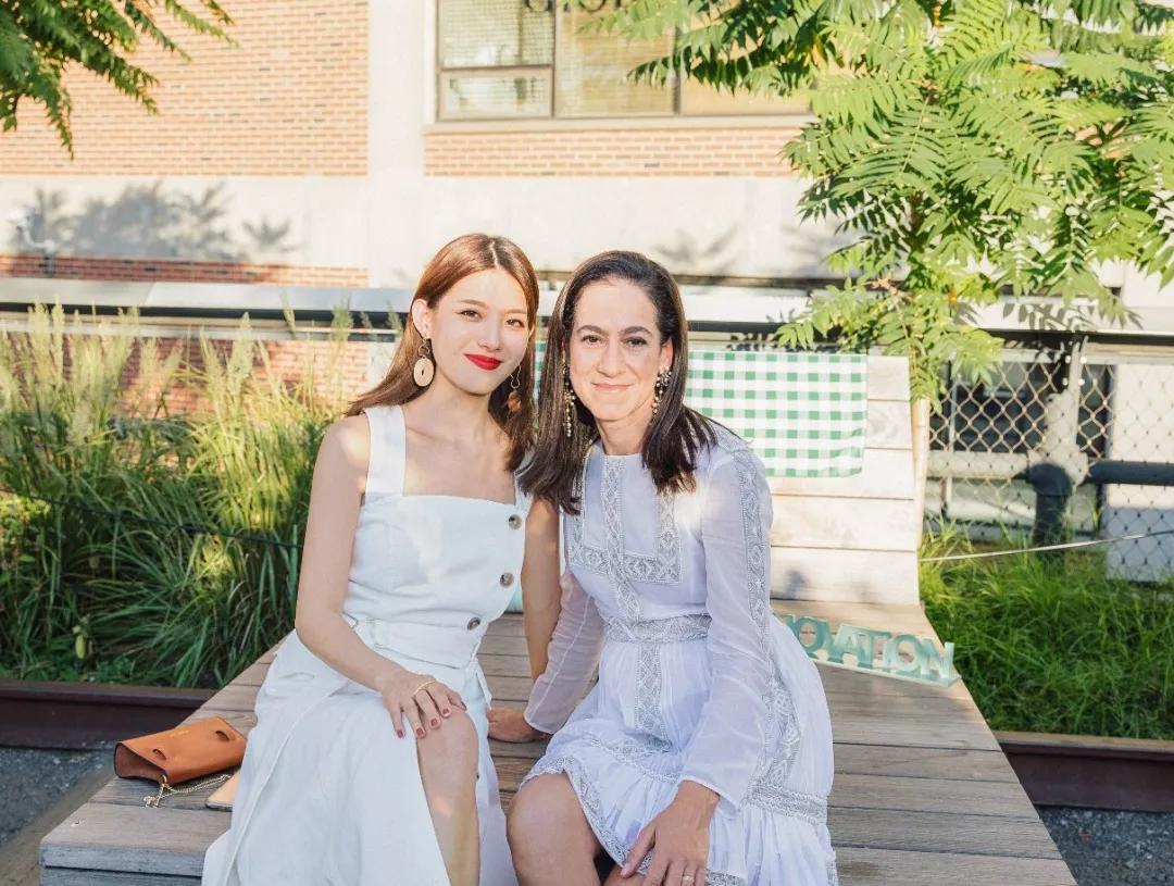 如何正确搭配显高又显瘦春游穿搭,一身非常时尚的穿搭既显高又显瘦