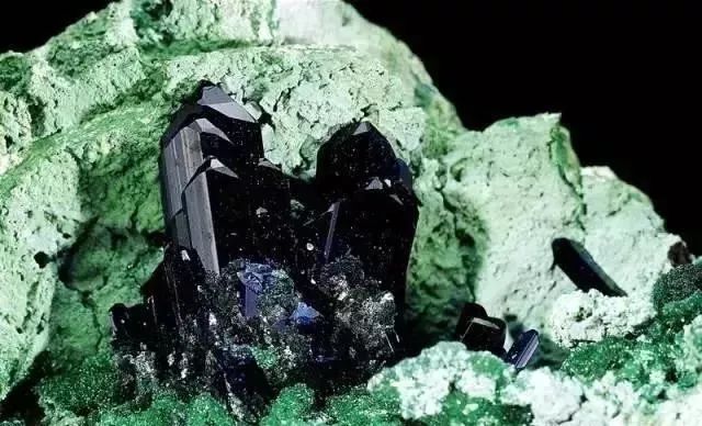 全球14种矿45个最著名矿山，你知道几个？