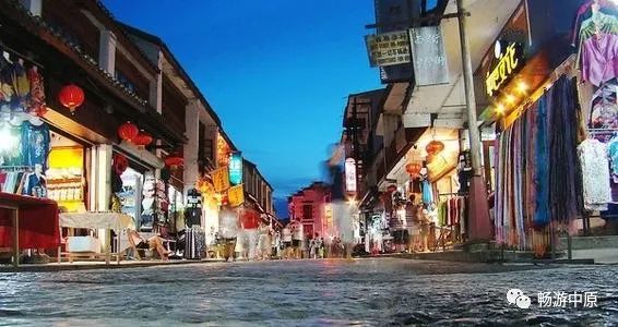 美丽阳朔不一样的西街风情,充满异域情调的阳朔