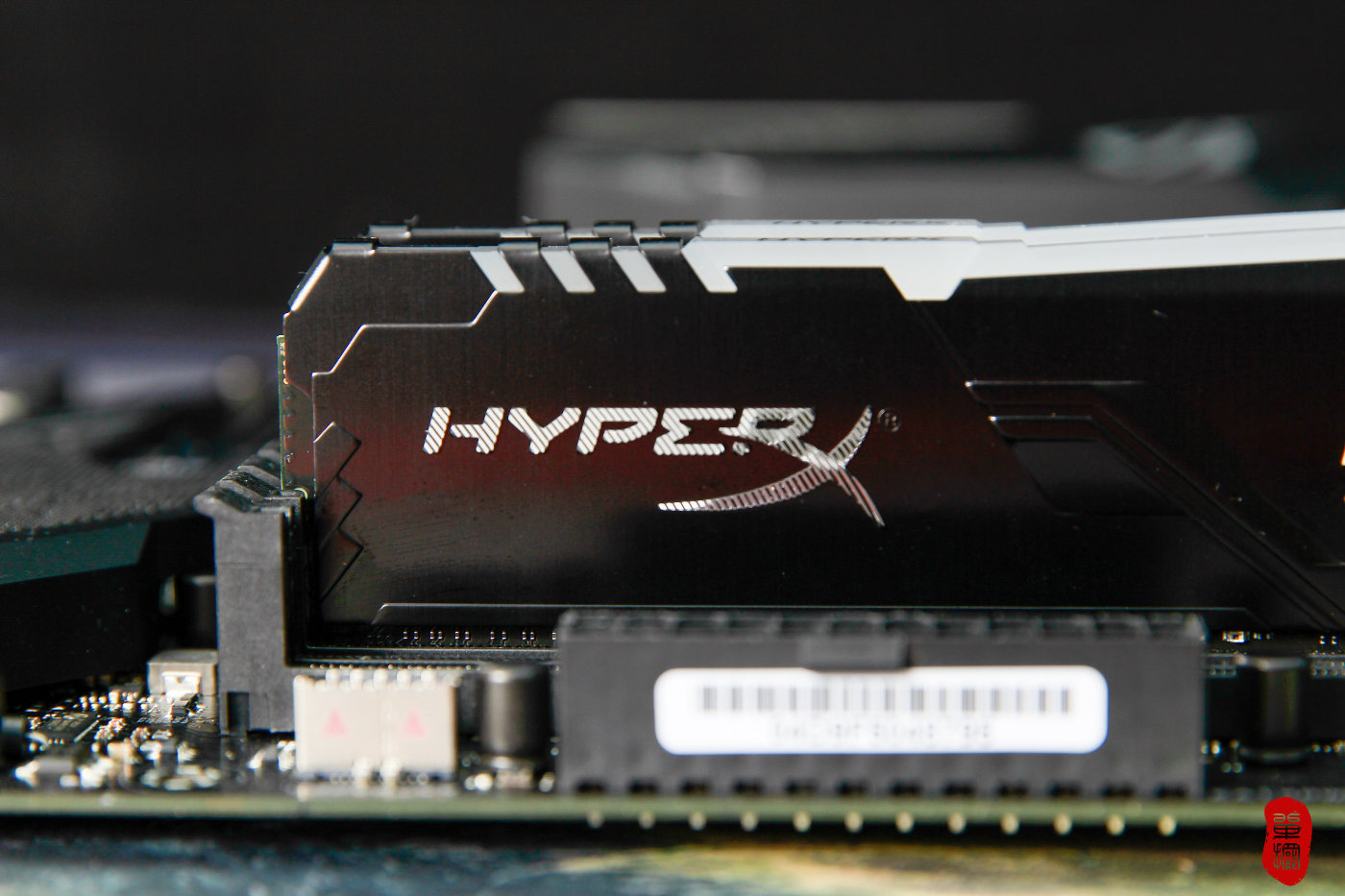 金士顿2666骇客神条是什么颗粒,金士顿骇客神条2666真假对比