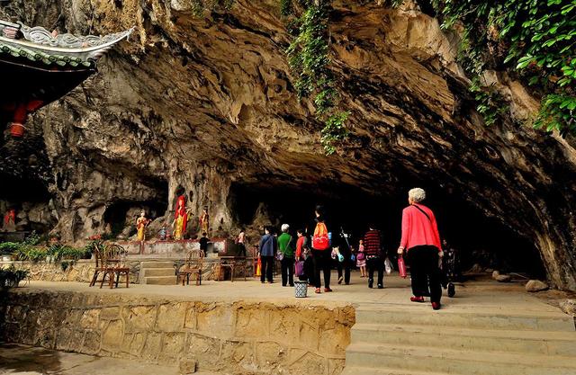 李子柒是四川绵阳平武哪里的人,美食旅游景点推荐博主