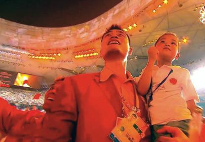 汶川地震小英雄林浩现在做什么,汶川大地震中的林浩长大后的样子