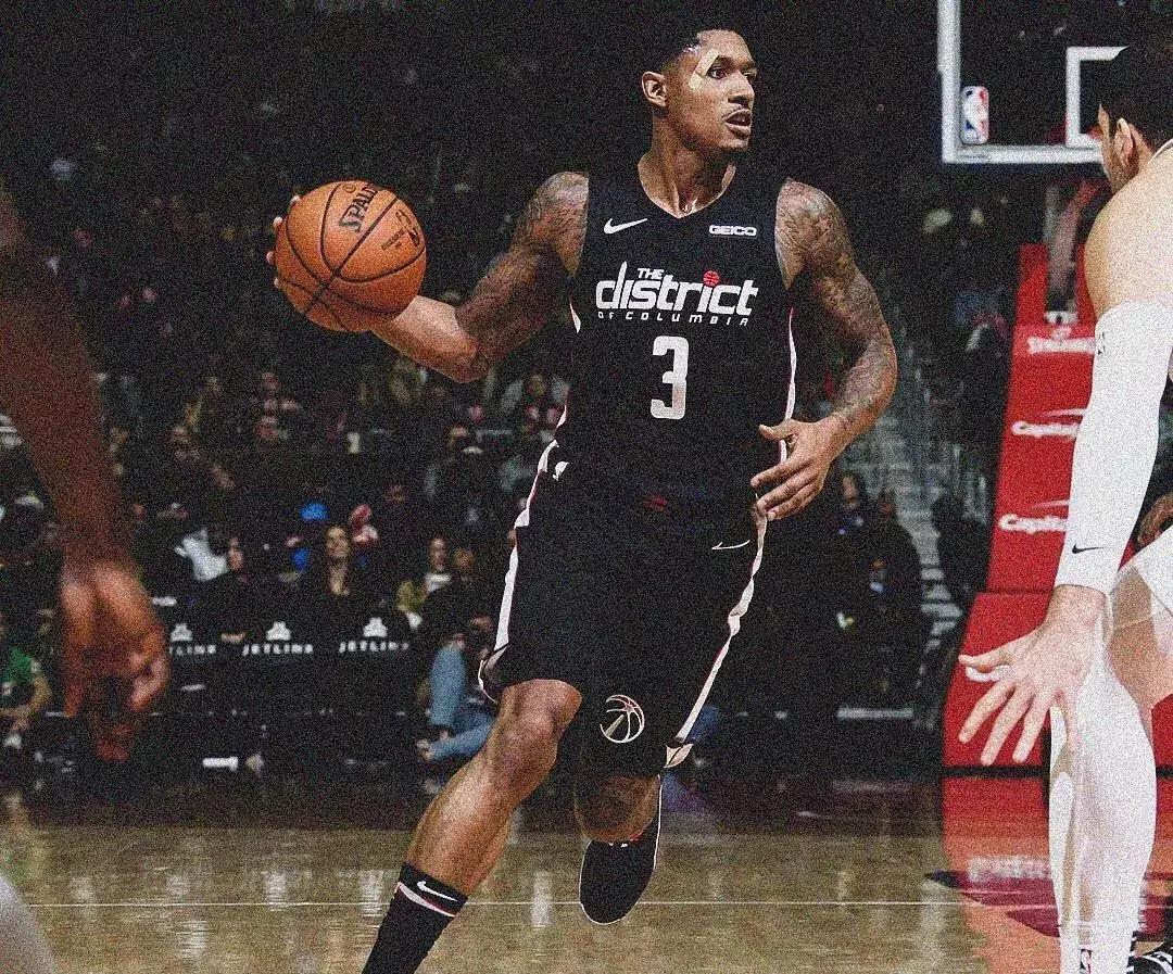 小库里对飙老司机接班人！没想到今天的MVP却是德鲁大叔