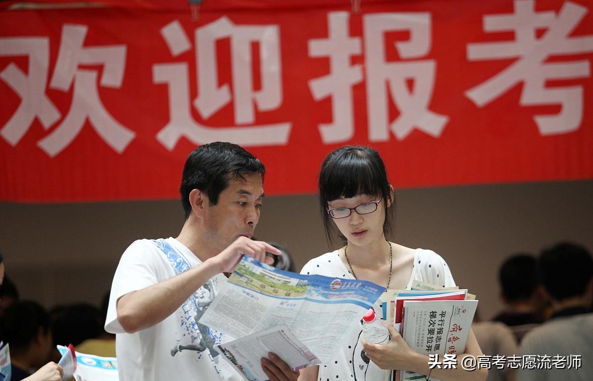 考公务员选择什么专业比较好,比较适合报公务员的专业有哪些