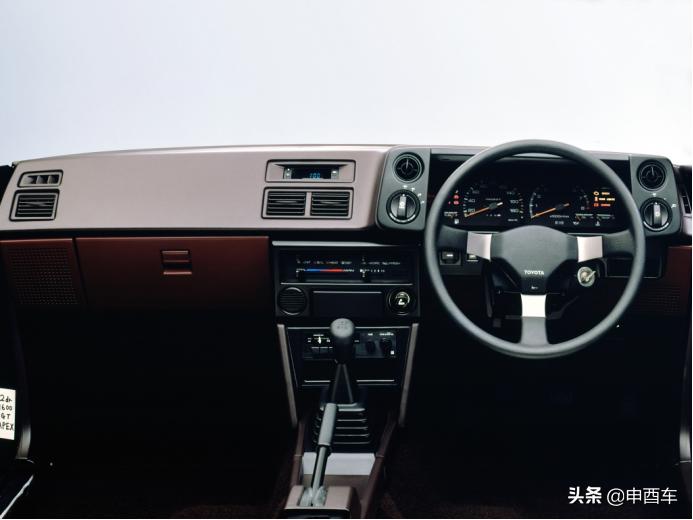 丰田花冠跟ae86有什么关系,花冠和ae86的关系