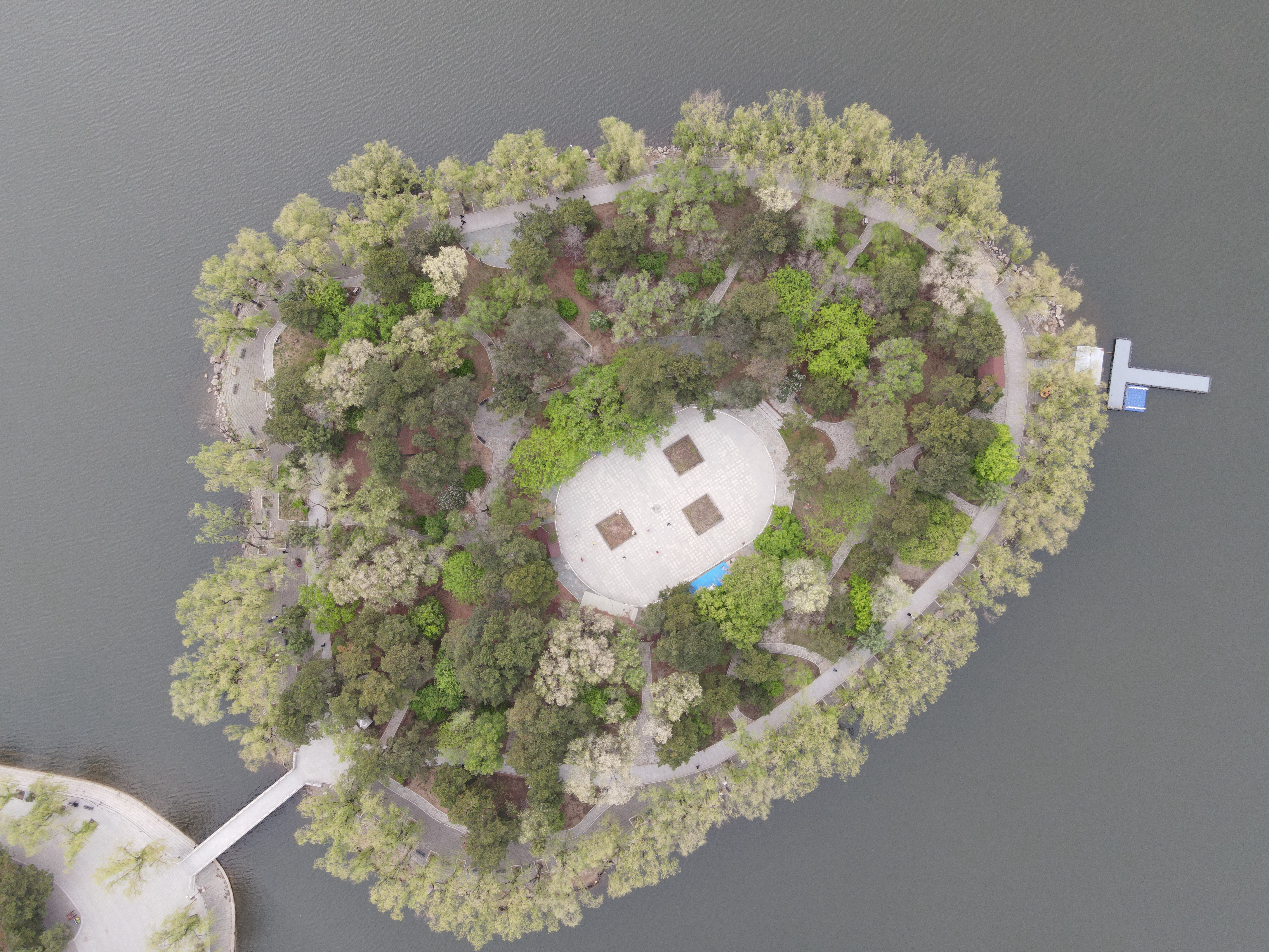 航拍无人机大疆是最好的吗,大疆御mavicair2无人机航拍技巧