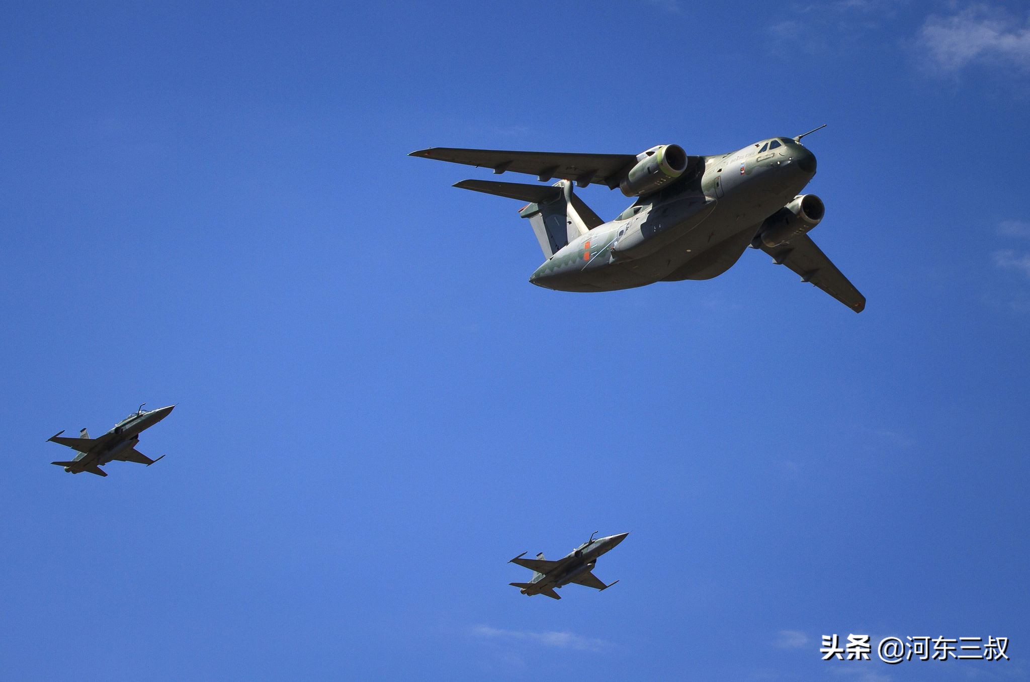 巴西kc390运输机对比运9,巴西运输机kc390价格