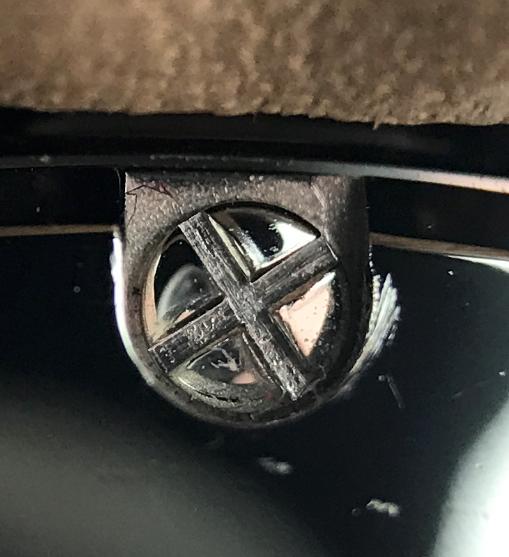 买二手表怎么去鉴定呢,买二手表怎么看表是否有翻新