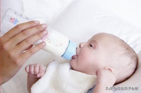 宝宝呛奶后果严重，新手妈妈必知的急救方式