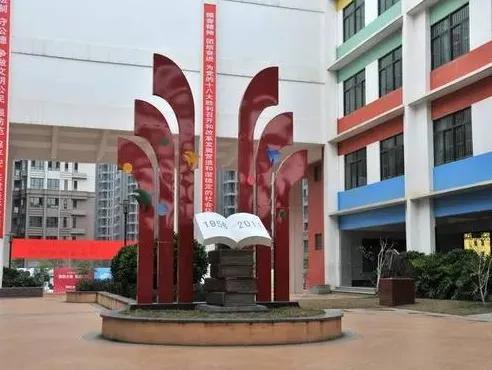 南宁中学中考成绩排名一览表,龙堤中学在南宁排名