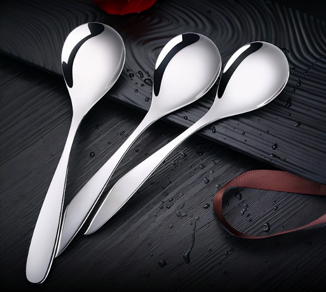 水壶316不锈钢和304不锈钢哪个好,304不锈钢和316不锈钢哪个更耐磨