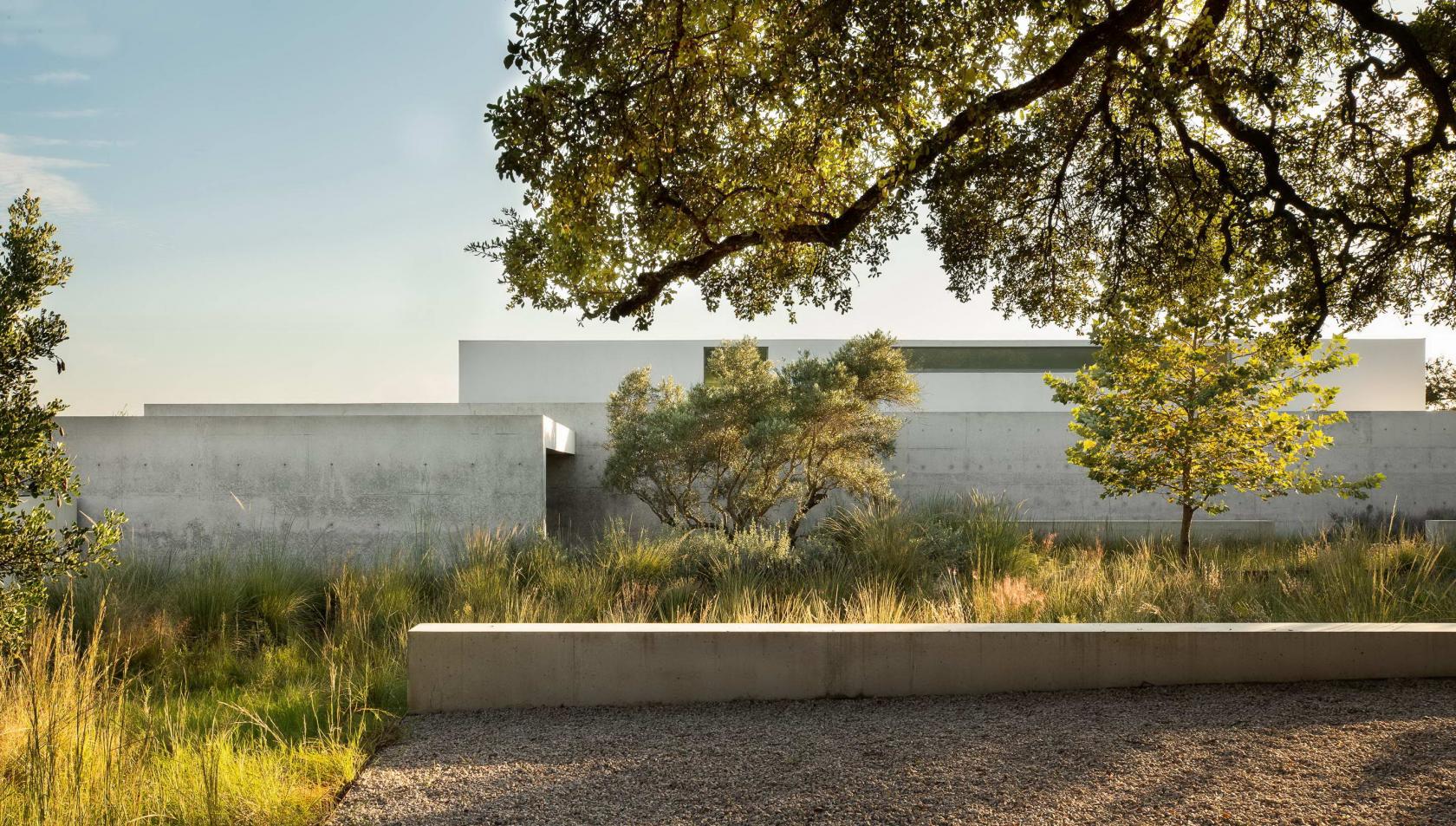 严谨而不失温暖舒适的极简主义