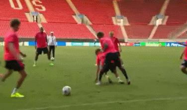 托马斯穆勒跑位世界级,托马斯穆勒算球星吗