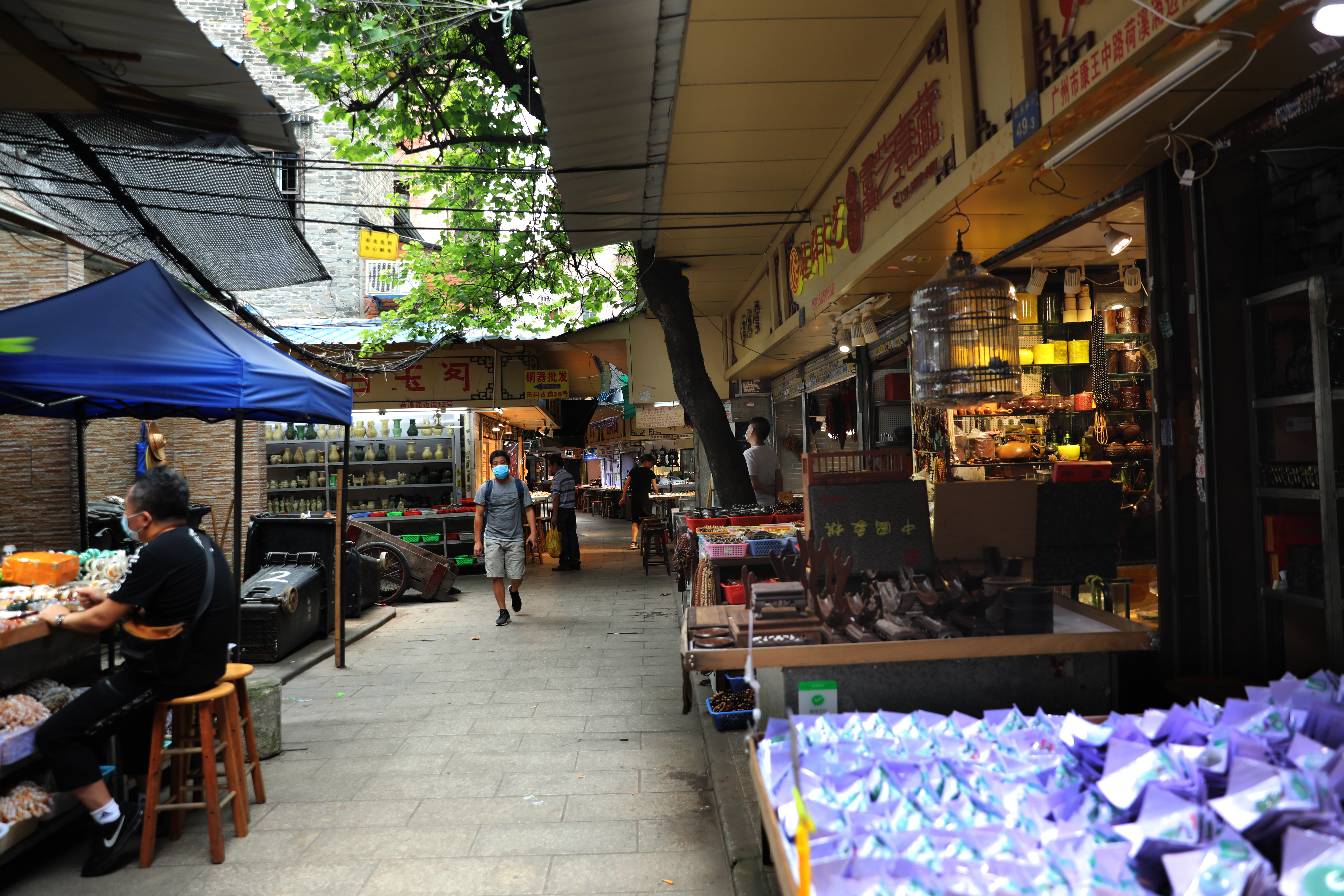 广州玉器街附近,广州玉器市场里面的玉多少钱