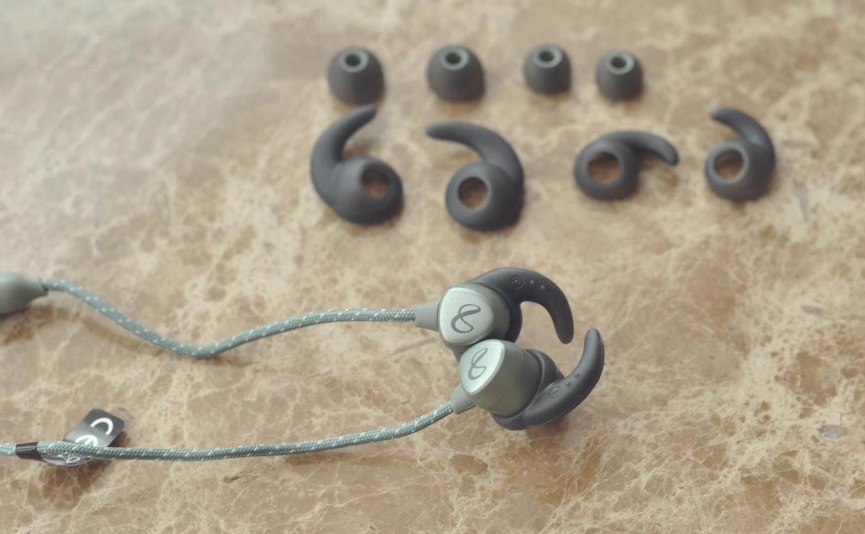 延续哈曼品质！美国总统*用御**“Infinity”首款蓝牙耳机音效如何？