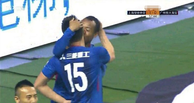 国字号球员“不要叫俺黑人，俺是中国球员！”女友网红范很有气质