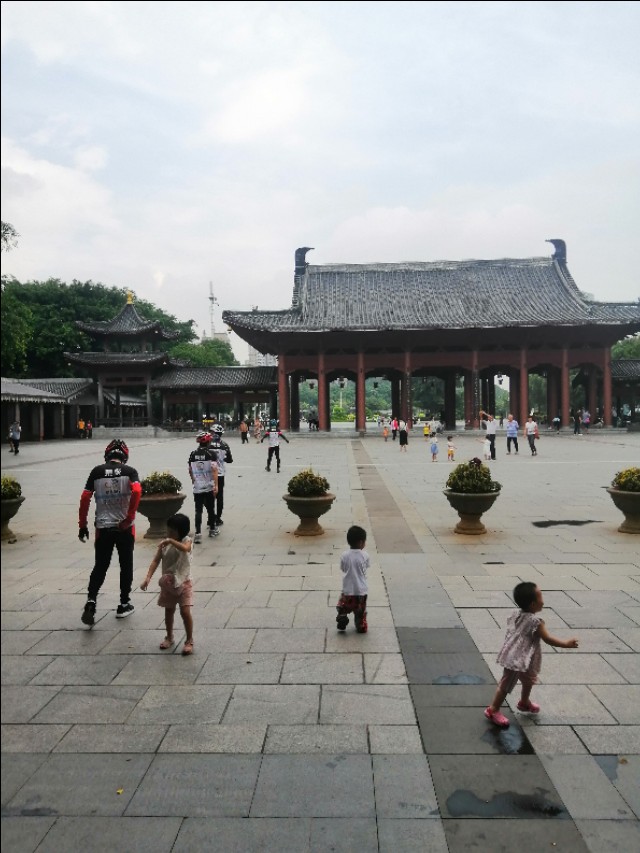 东莞旗峰公园掠影,东莞旗峰公园大体俯视图片