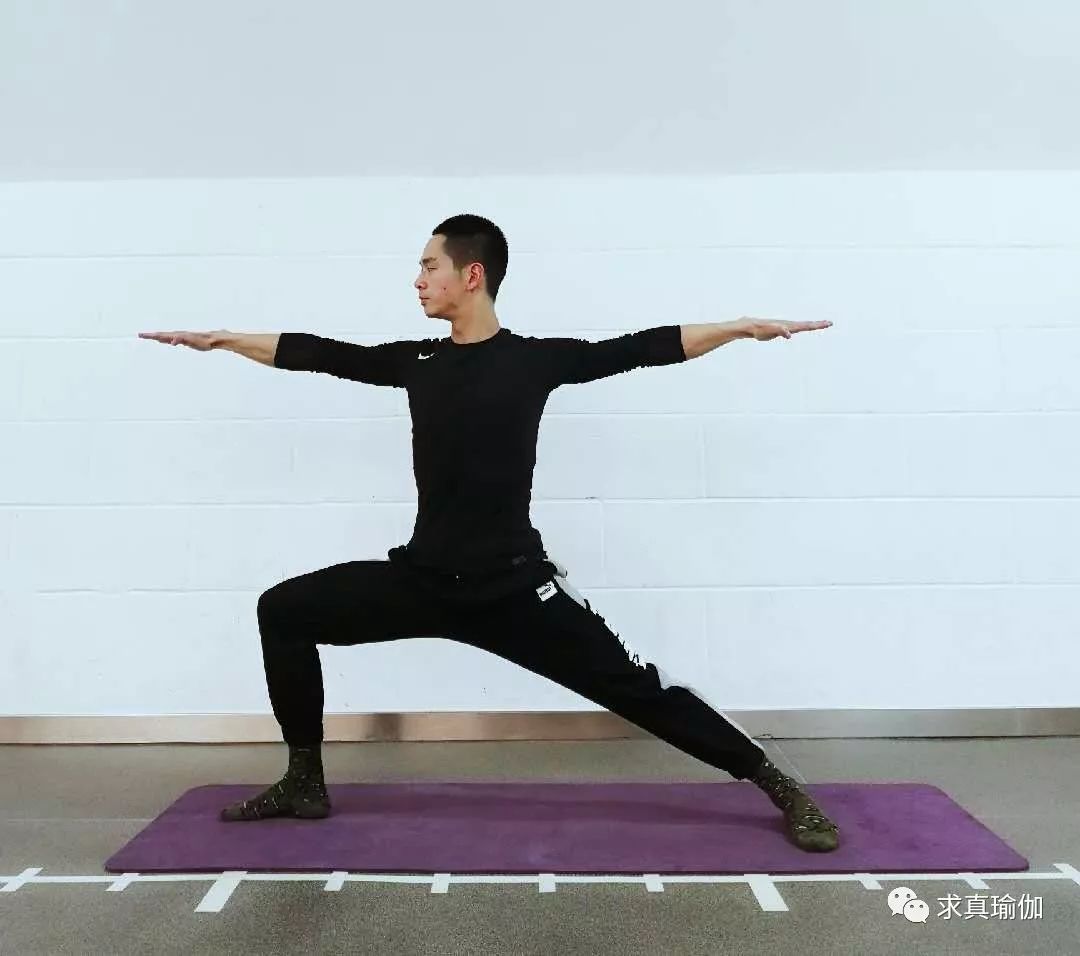 髋为什么老是打不开，求真老师教你几个动作快速打开髋