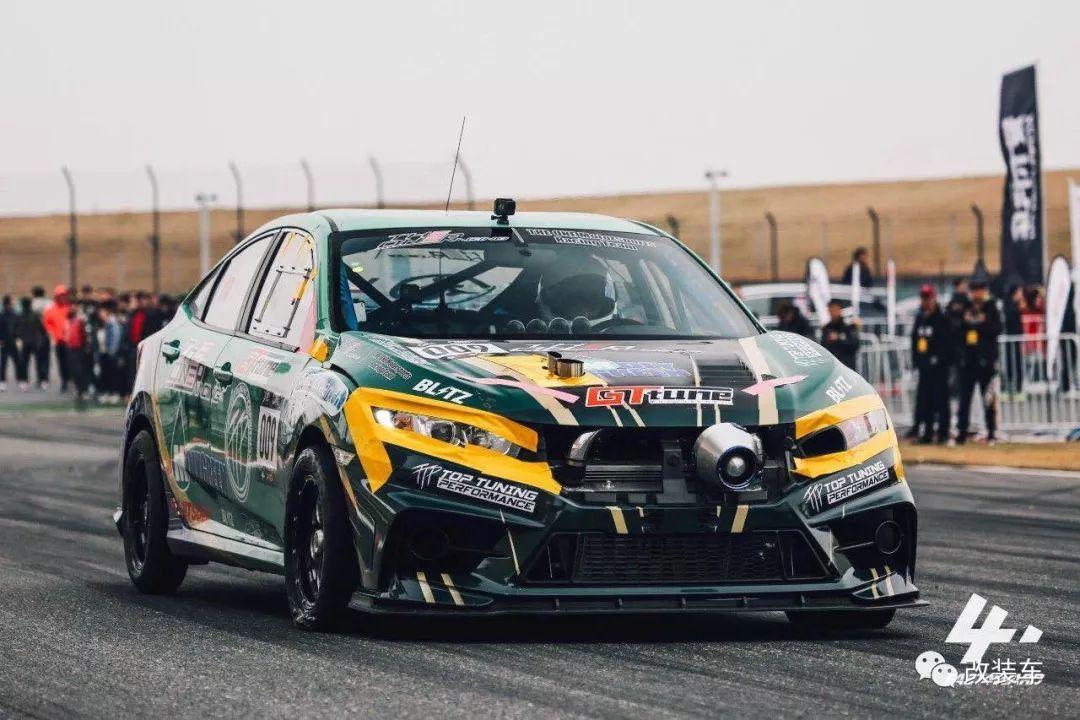 我不再是秒天秒地的10代思域,而是不务正业的手动玩家!