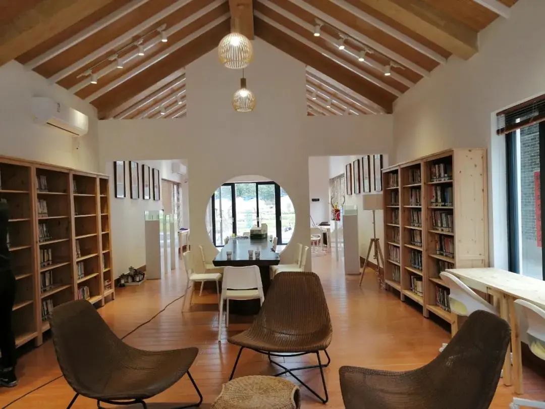 在大山深处幽静绝美的村落,深藏大山中的村落