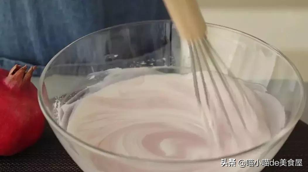 它火遍韩国私房圈，红宝石奶油芝士蛋糕，咬一口得多少钱？