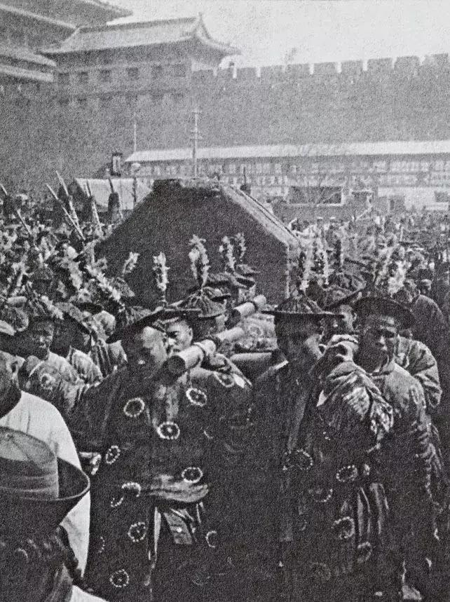 光绪是唯一可以改变大清的人,光绪是个励精图治的好皇帝