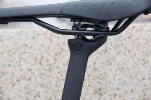 小牛电动niuus动力版锂电电动车,小牛电动车2024新款nxt测评