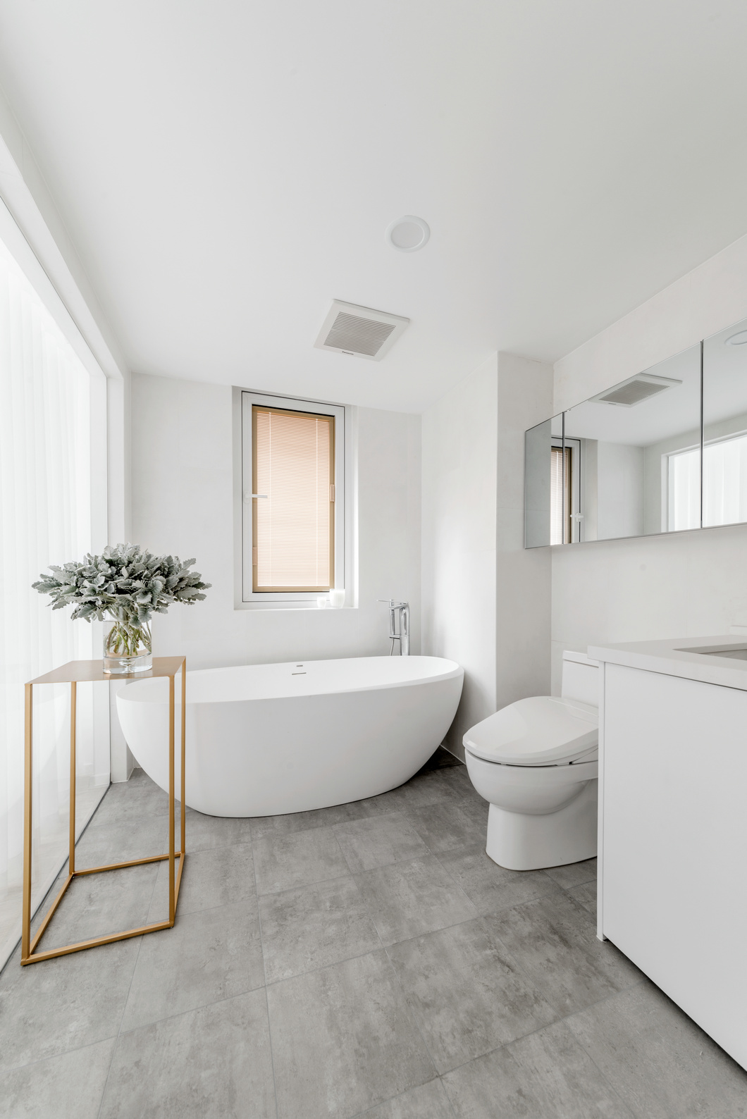 142平米现代简约轻奢风格效果图,136平米极简禅意风格