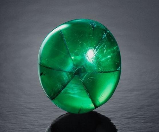 石头上有花纹的石头值多少,石头上有龙图案值钱