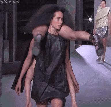 对不起是我不配什么梗,对不起是我不配伴奏