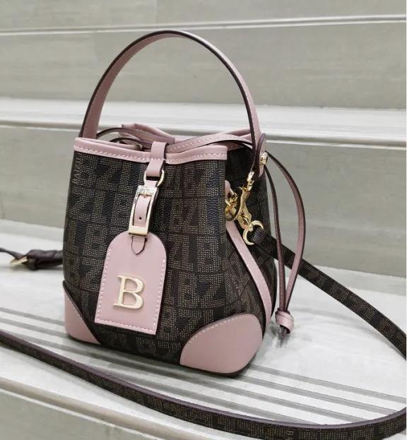 lv包包有哪些经典款式值得入手,lv包包哪些款式值得推荐